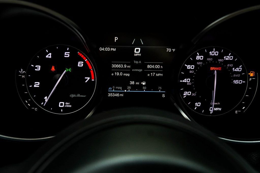 Used 2022 Alfa Romeo Stelvio Ti image 29