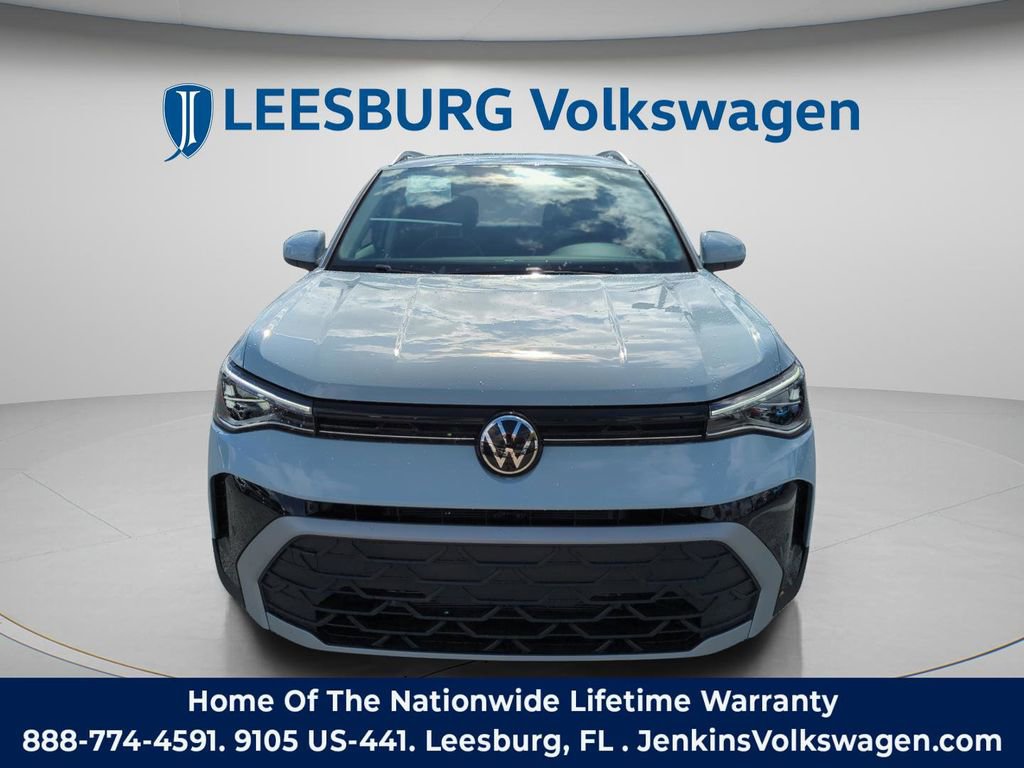 New 2026 Volkswagen Taos SE image 15