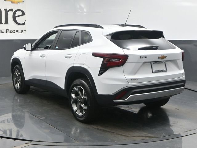 Used 2025 Chevrolet Trax LT w/ LT Convenience Package FWD image 34