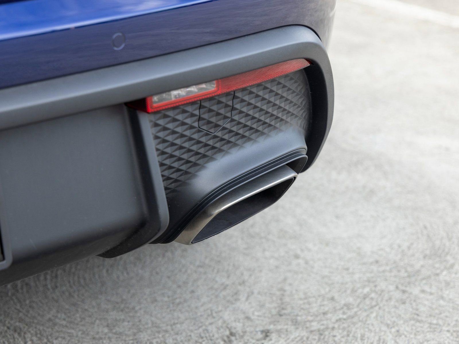 New 2025 Porsche Macan image 22