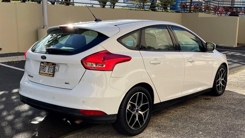 Used 2018 Ford Focus SEL FWD image 9