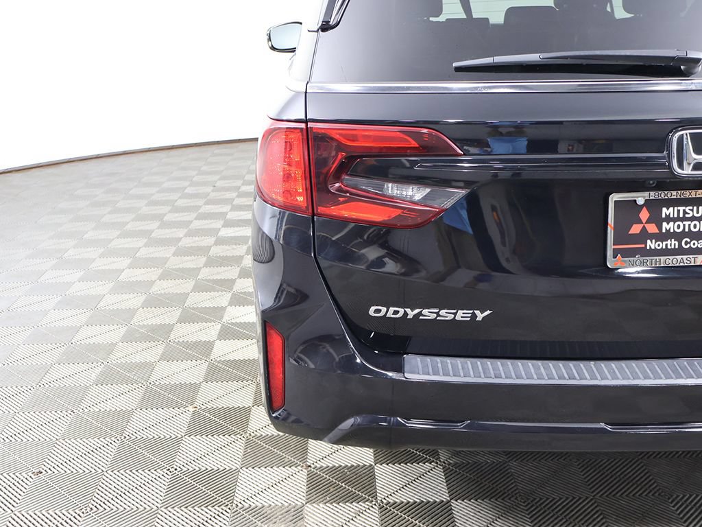 Used 2025 Honda Odyssey Sport-L image 16