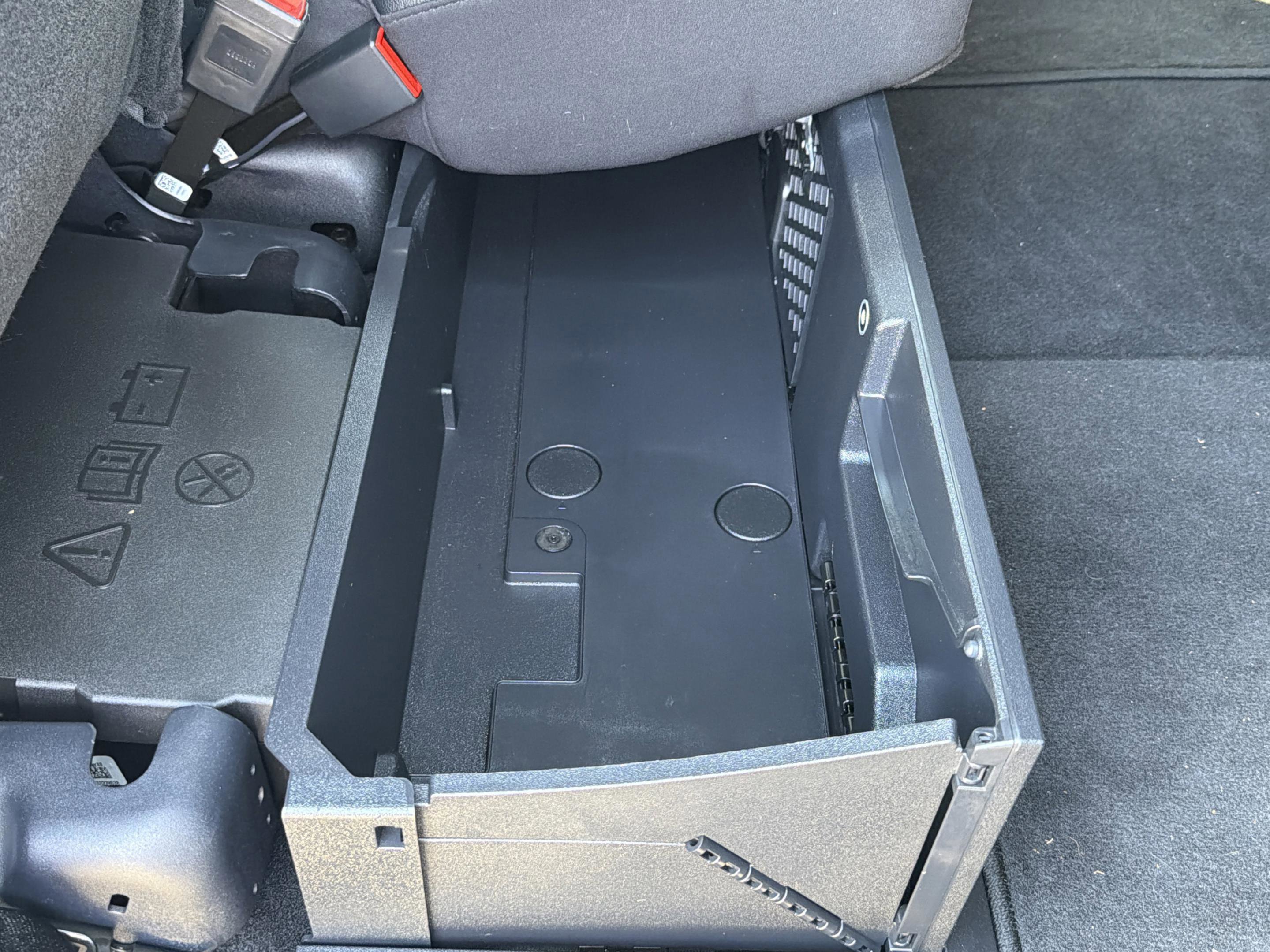 Used 2023 Ford F150 Lariat w/ Trailer Tow Package image 28