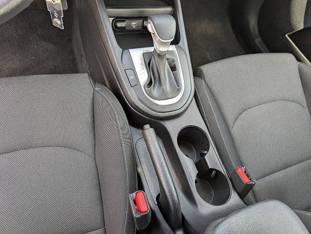 Used 2023 Kia Forte LXS w/ LXS Technology Package FWD image 30