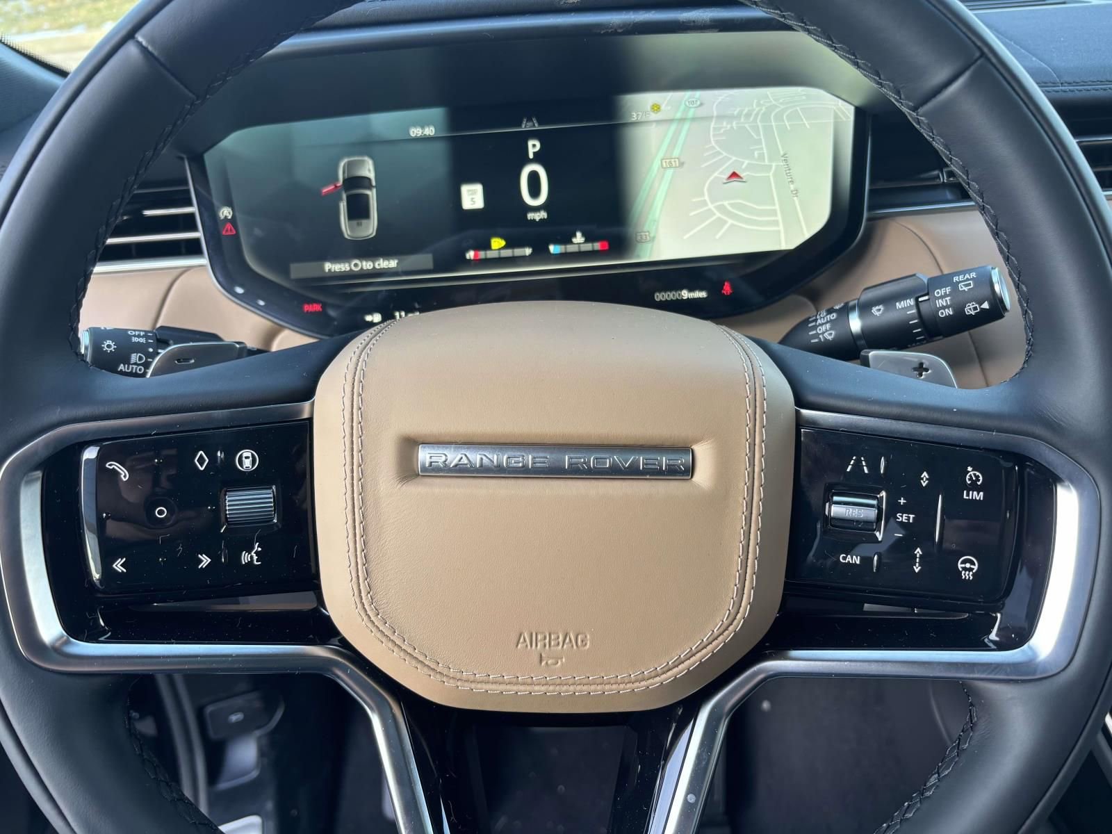 New 2026 Land Rover Range Rover Sport SE image 15