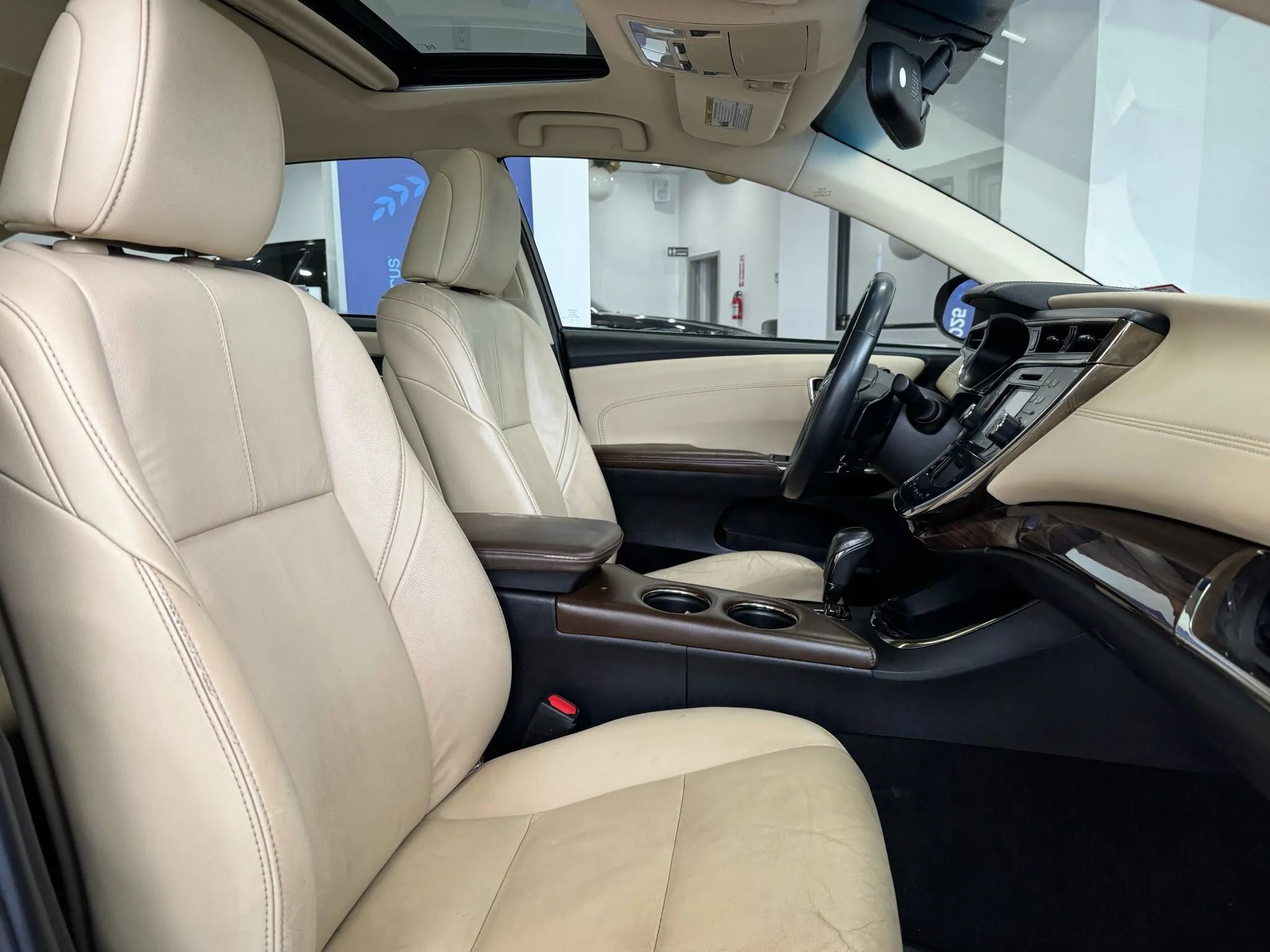 Used 2015 Toyota Avalon XLE image 21