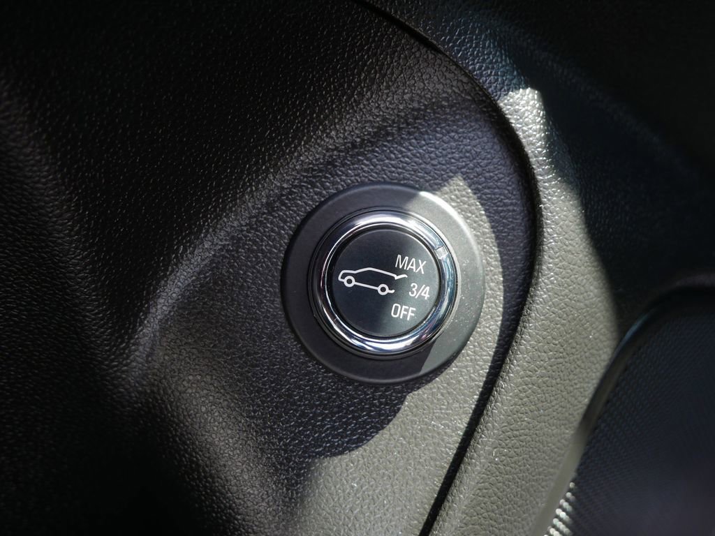 Used 2023 Buick Encore GX Essence w/ Experience Buick Package image 16