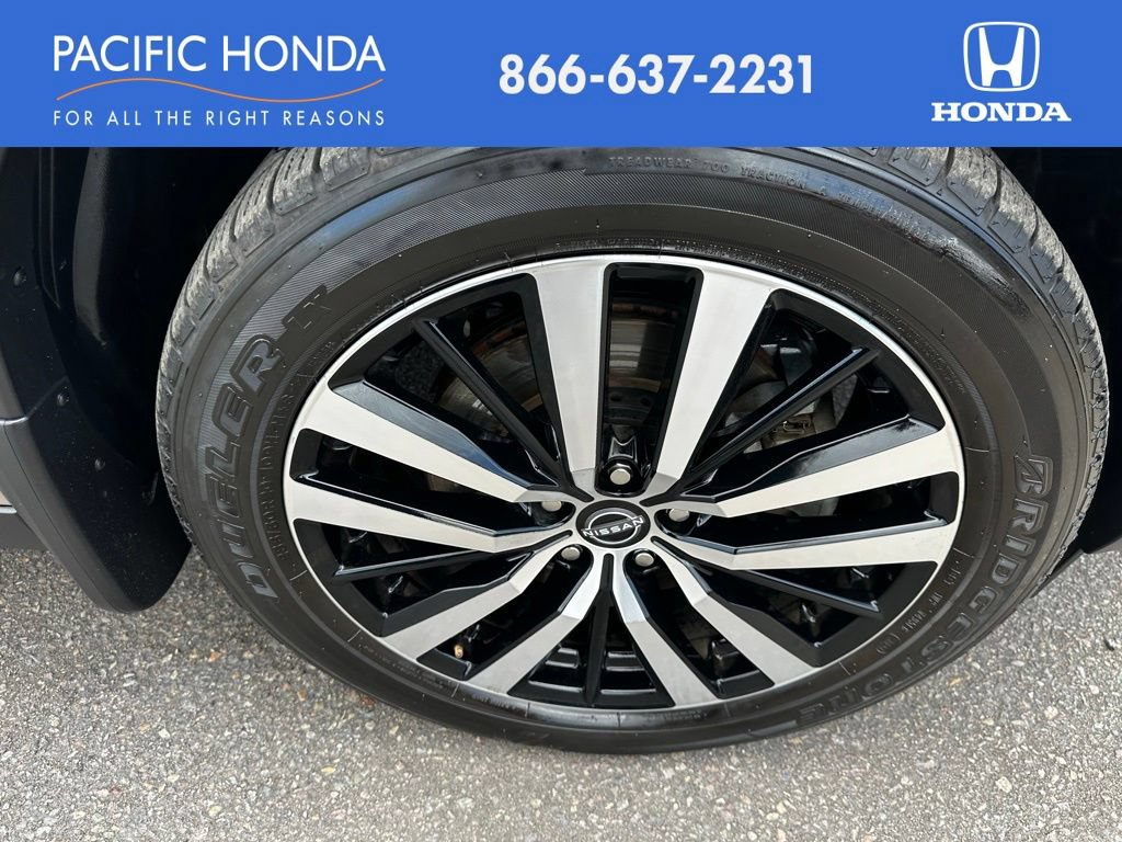 Used 2023 Nissan Pathfinder Platinum FWD image 14