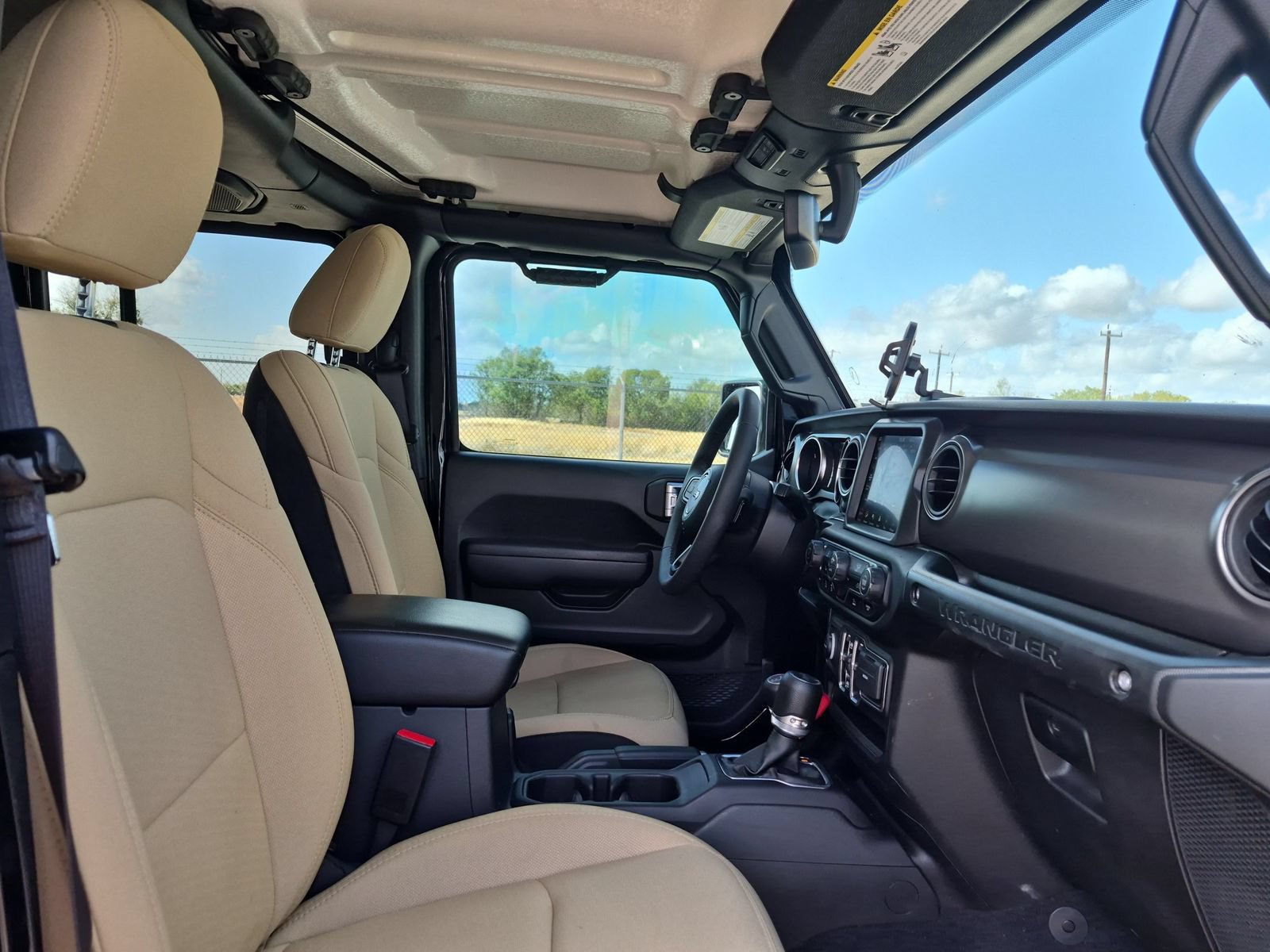 Used 2023 Jeep Wrangler Unlimited Sport AWD/4WD image 26