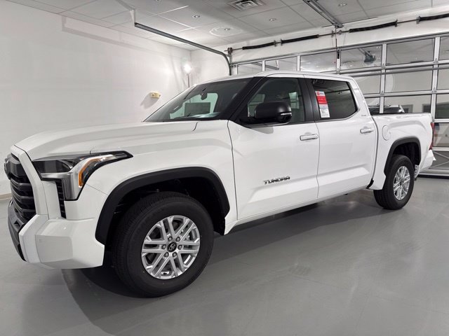 New 2026 Toyota Tundra SR5 w/ SR5 Premium Package RWD image 3