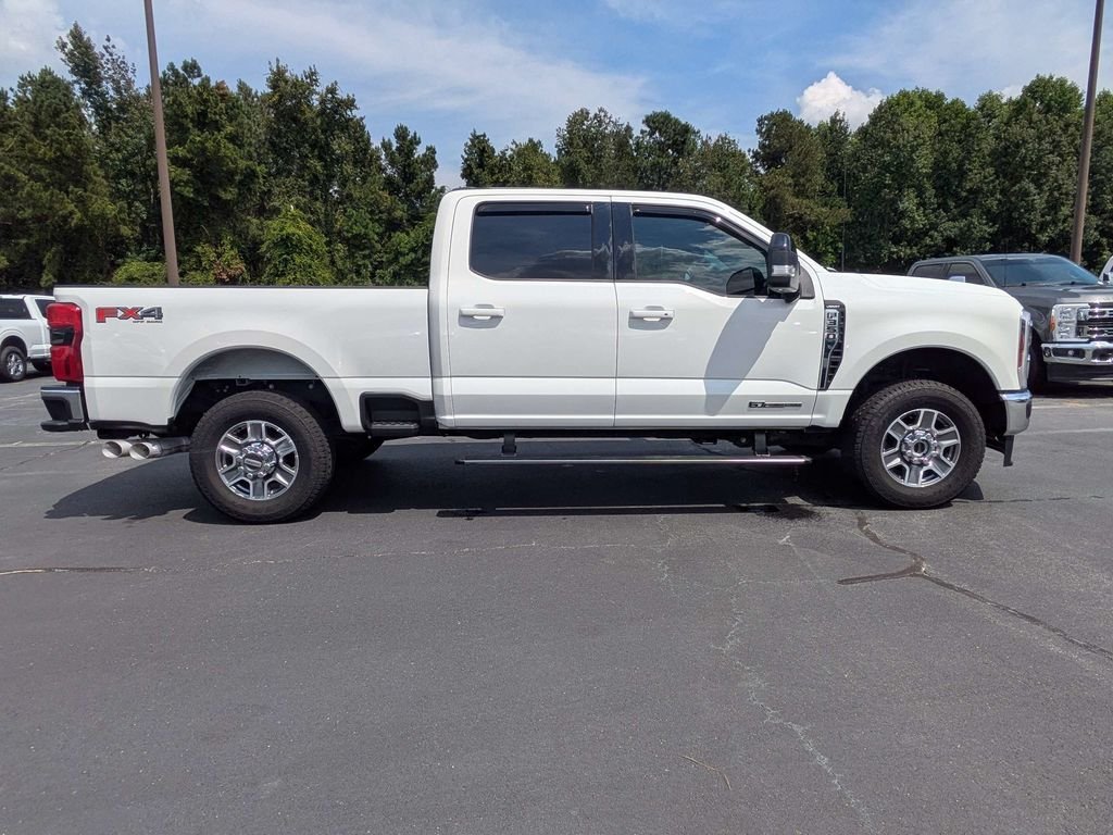 Used 2026 Ford F350 Lariat AWD/4WD image 3