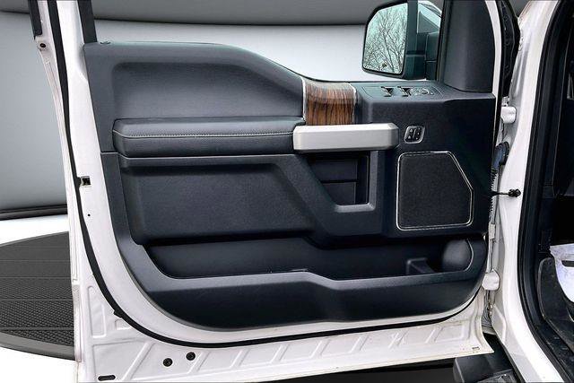 Used 2018 Ford F150 Lariat w/ Equipment Group 502A Luxury image 22