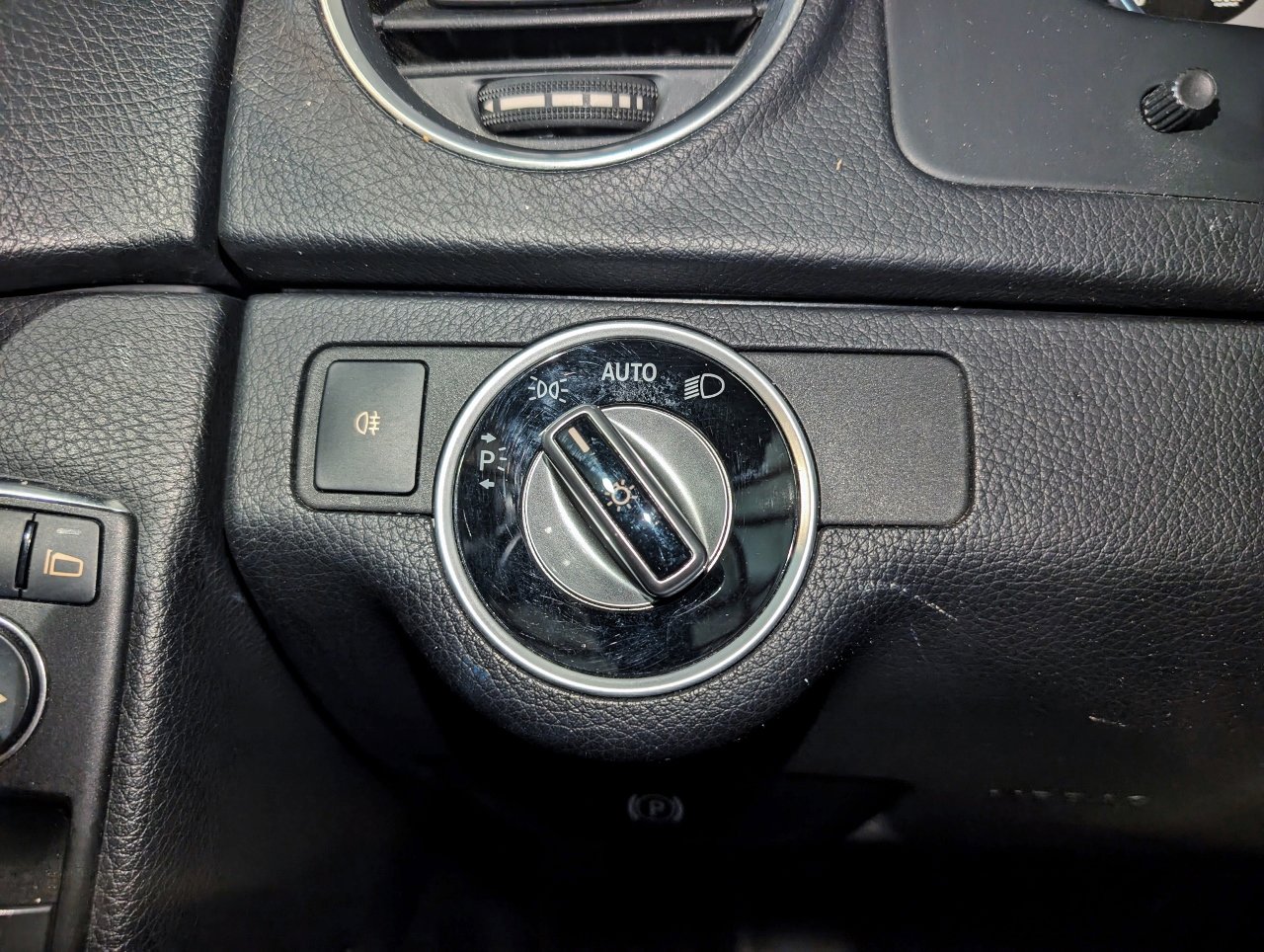 Used 2013 Mercedes-Benz C 300 4MATIC Sedan image 42