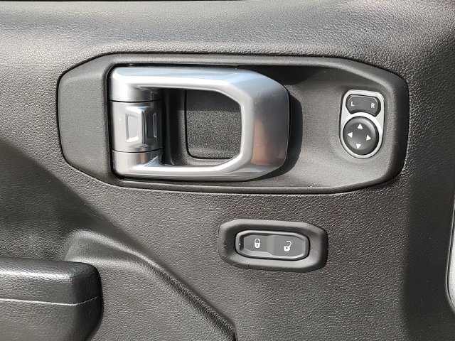 Used 2023 Jeep Gladiator Sport AWD/4WD image 26