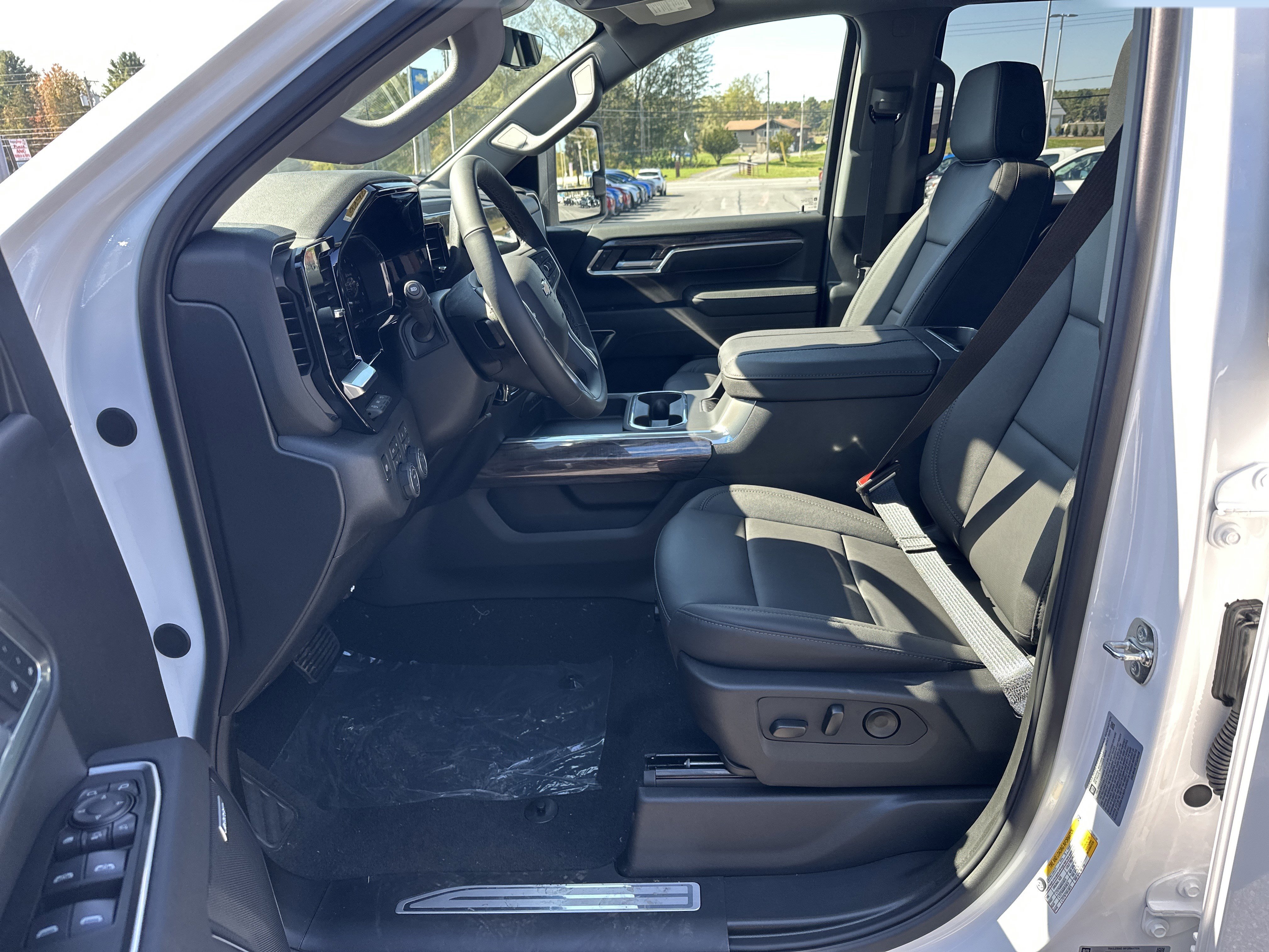 New 2026 Chevrolet Silverado 3500 LTZ w/ LTZ Plus Package image 10