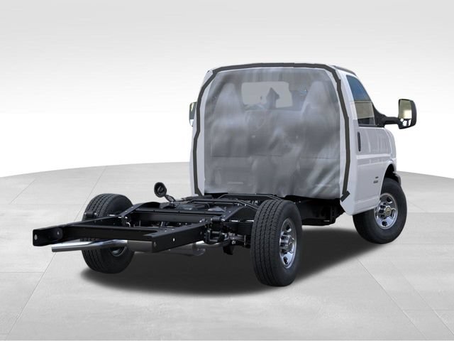 New 2026 Chevrolet Express 3500 w/ Power Convenience Package RWD image 4