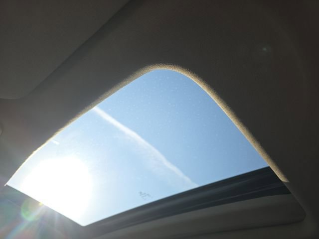 Used 2019 Honda Odyssey Touring image 2