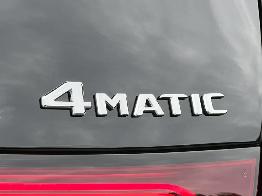 New 2027 Mercedes-Benz GLC 300 4MATIC image 9