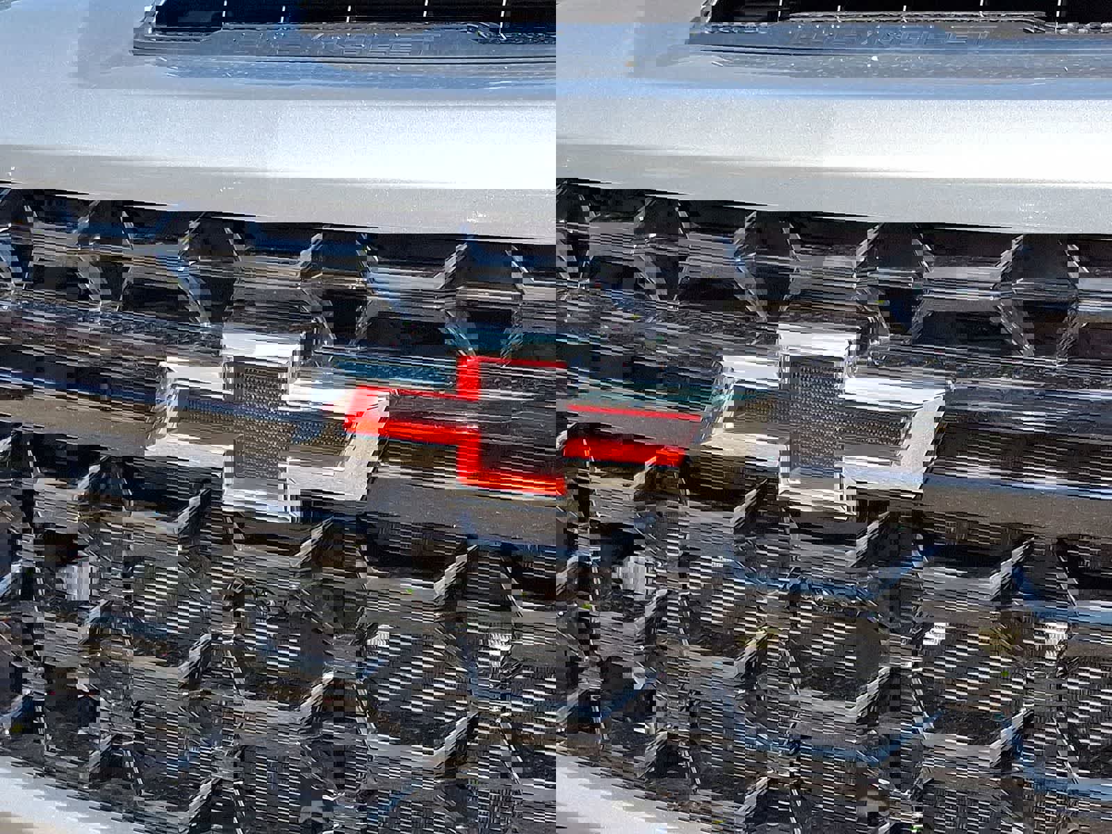 Used 2024 Chevrolet Silverado 2500 ZR2 w/ Technology Package AWD/4WD image 38