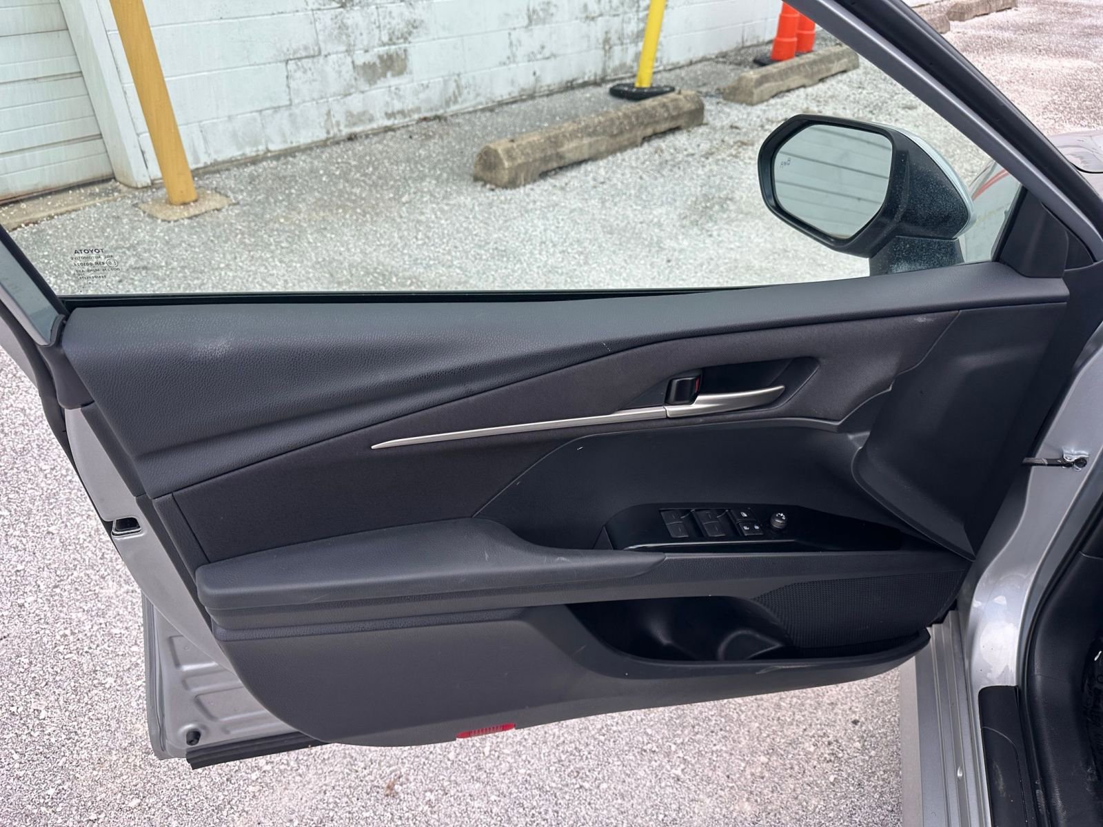 Used 2025 Toyota Camry LE image 20