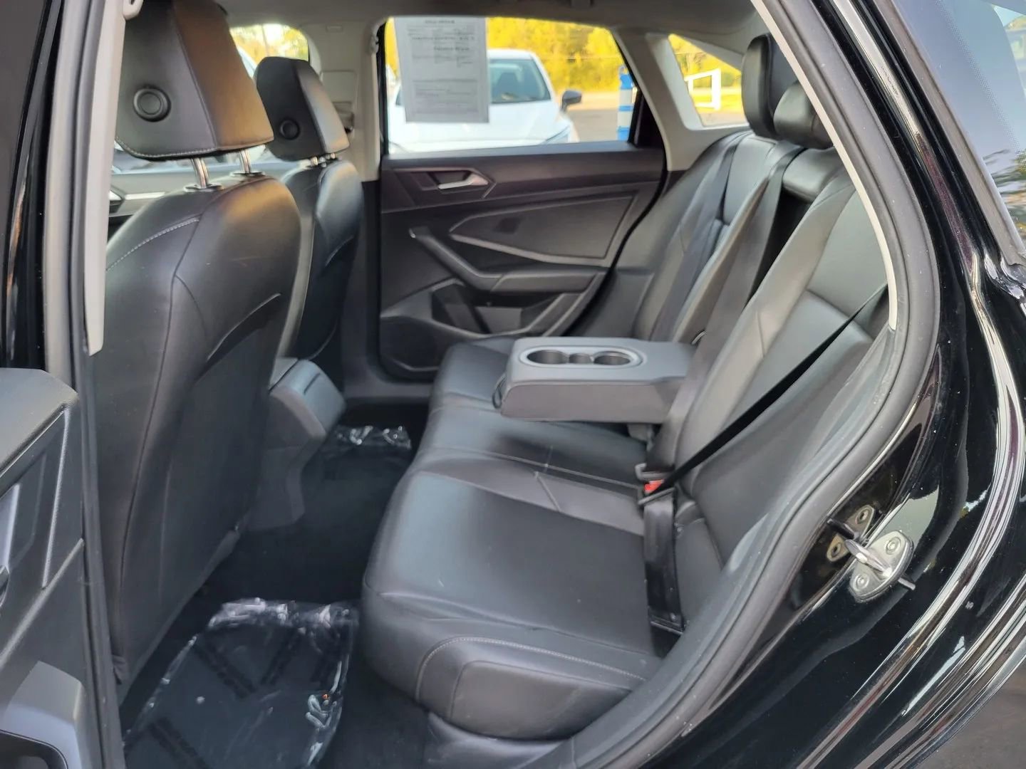 Used 2020 Volkswagen Jetta SE FWD image 4