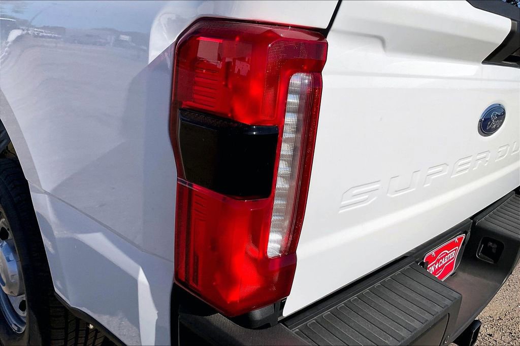 New 2025 Ford F250 XL w/ 360-Degree Camera Package RWD image 13