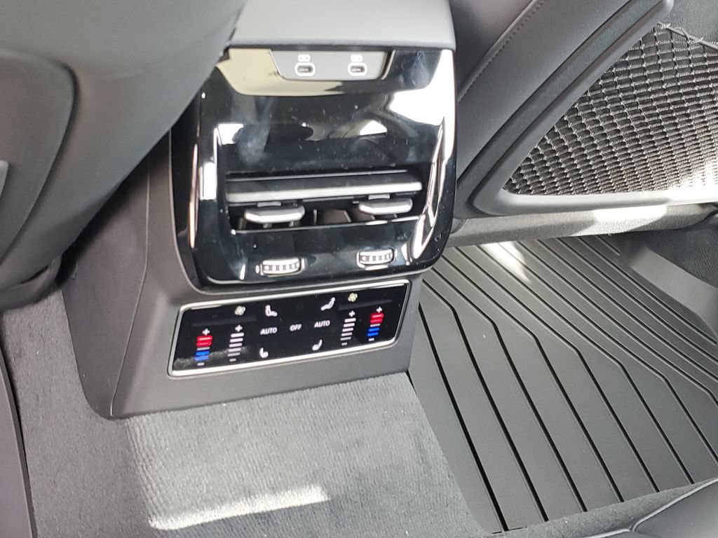 New 2026 Audi A6 Premium Plus AWD/4WD image 7