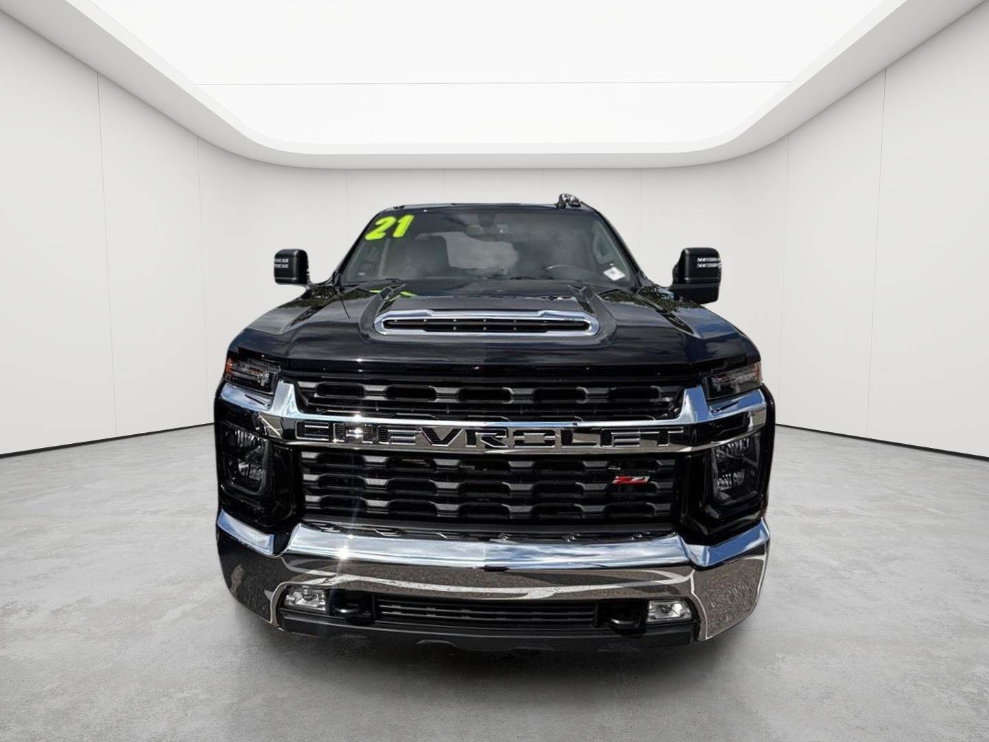 Certified 2021 Chevrolet Silverado 2500 LT w/ Convenience Package AWD/4WD image 4