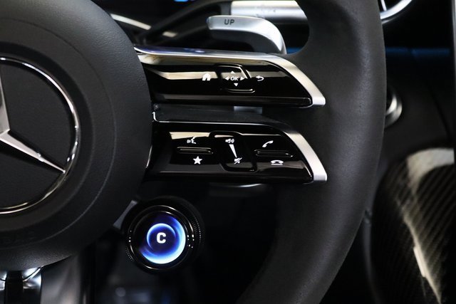 Used 2022 Mercedes-Benz SL 63 AMG 4MATIC image 7