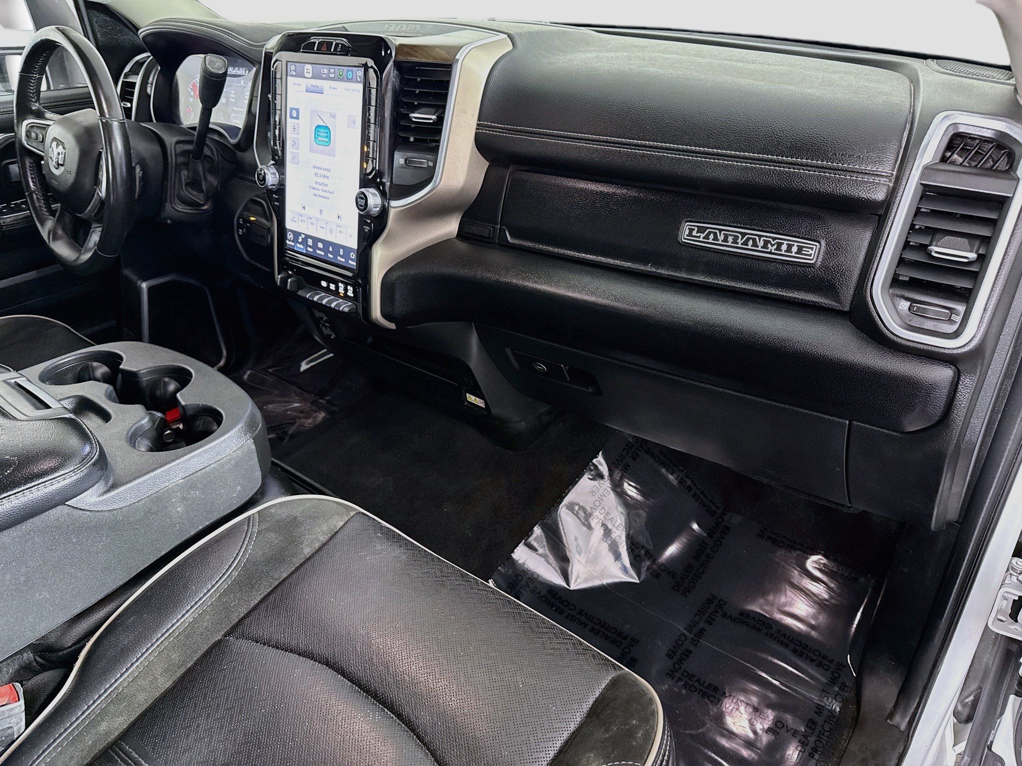 Used 2024 RAM 2500 Laramie AWD/4WD image 29