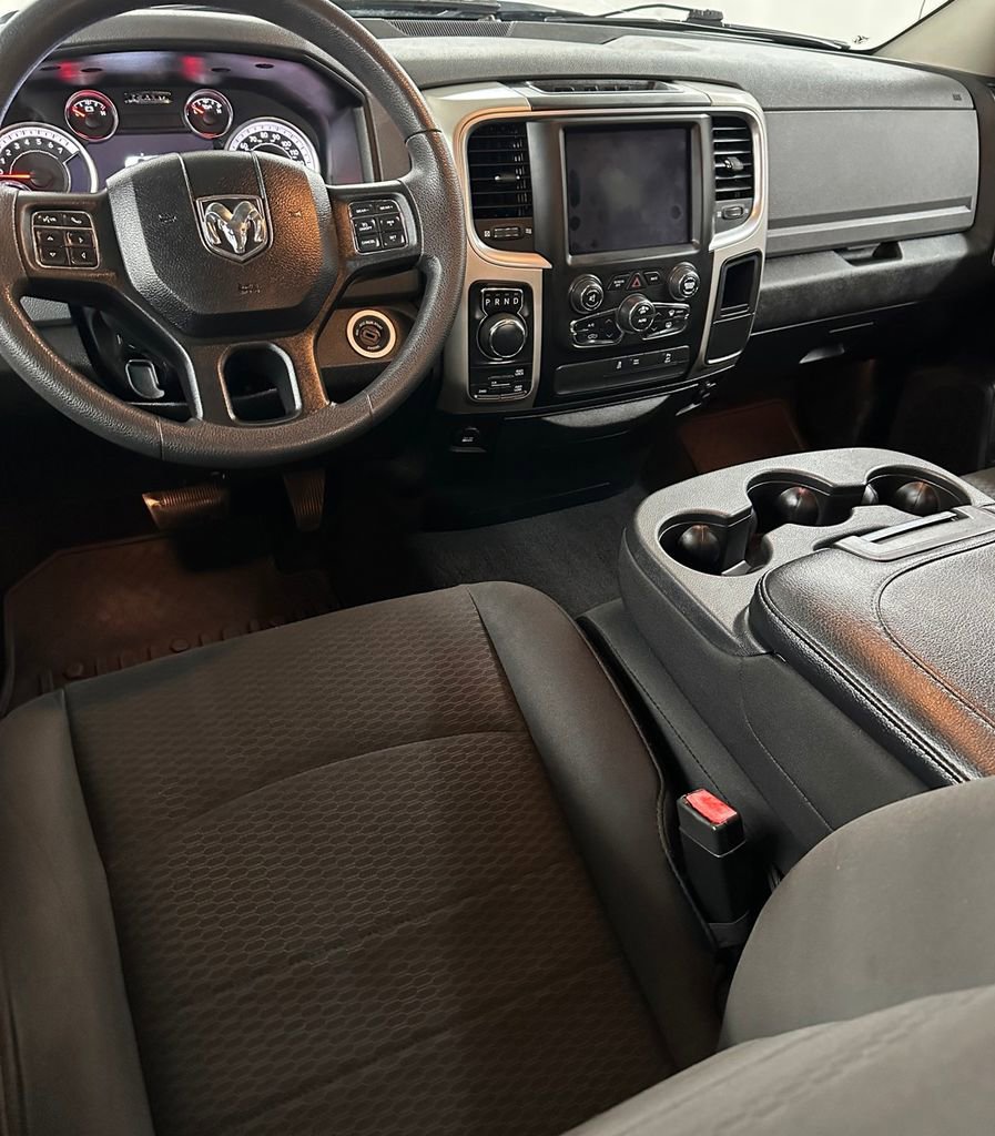 Used 2019 RAM 1500 Classic Warlock w/ Electronics Group image 20