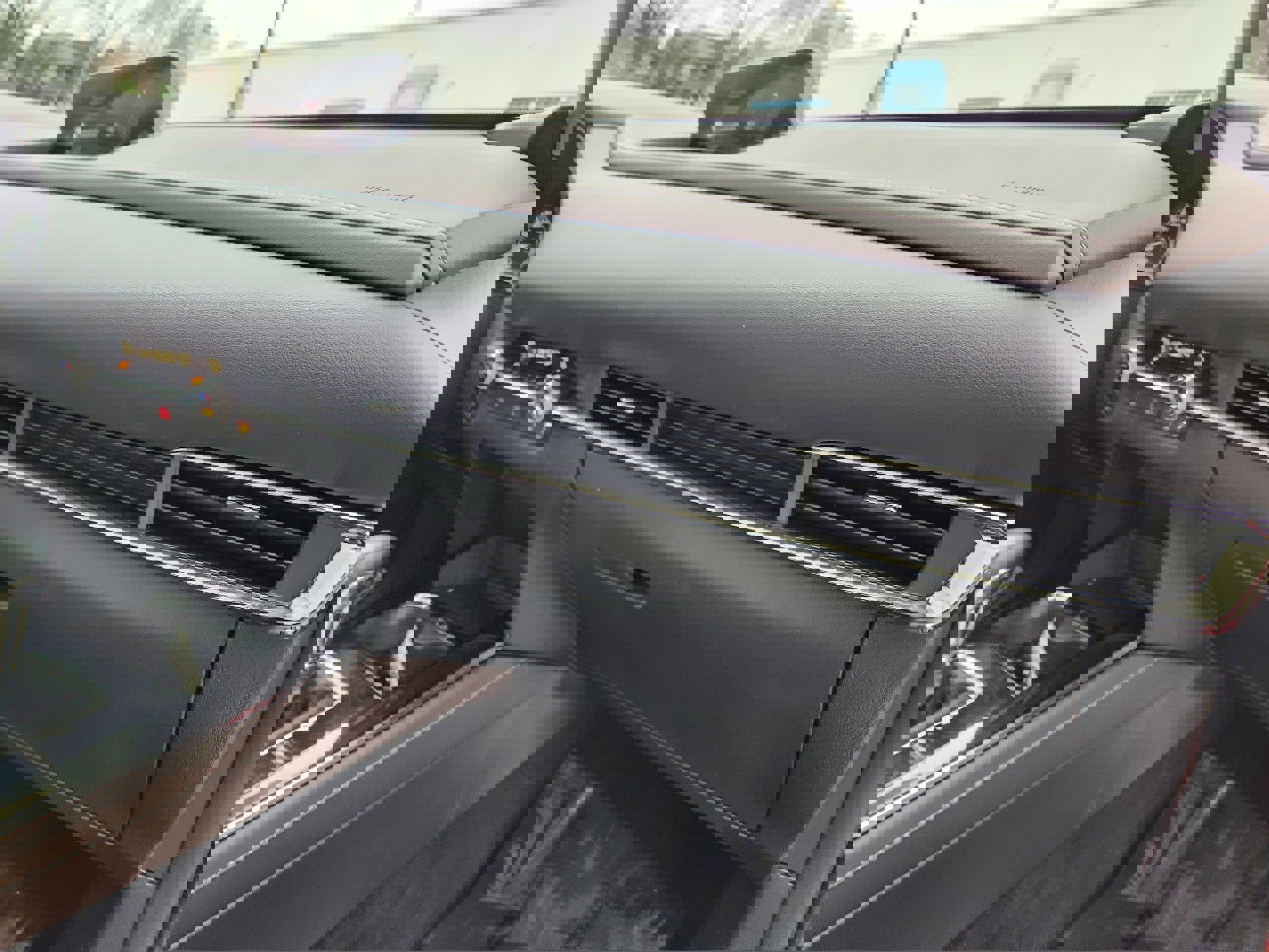 Certified 2025 MAZDA CX-30 AWD 2.5 S w/ Premium Package image 17