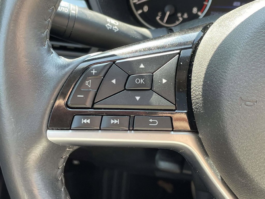 Used 2023 Nissan Altima 2.5 SL FWD image 27