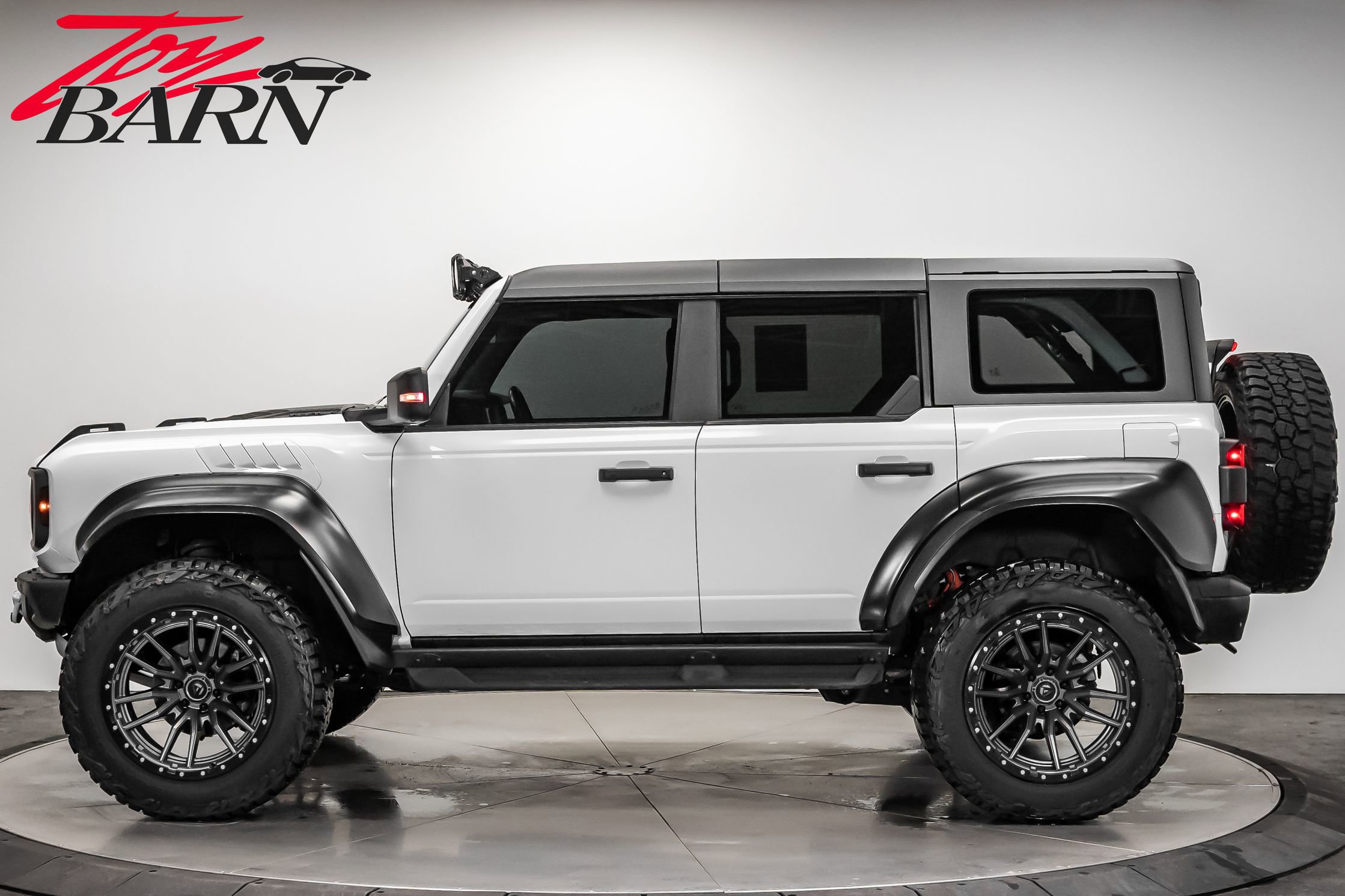 Used 2022 Ford Bronco Raptor image 2