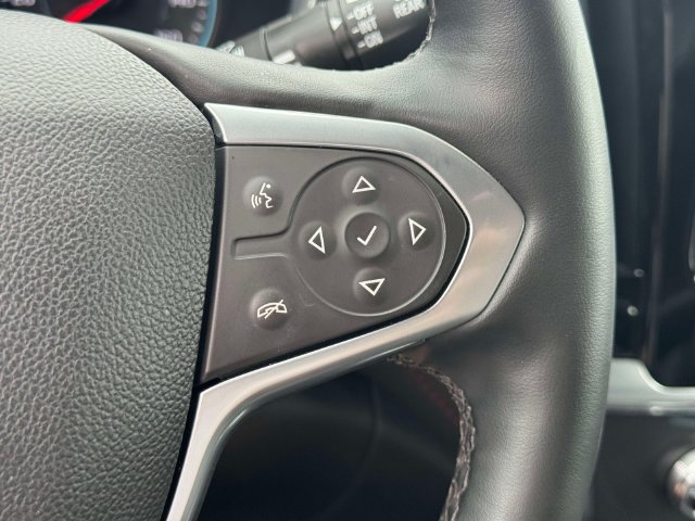 Used 2023 Chevrolet Traverse RS AWD/4WD image 19