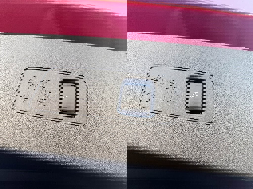 New 2026 Lincoln Corsair Grand Touring image 19