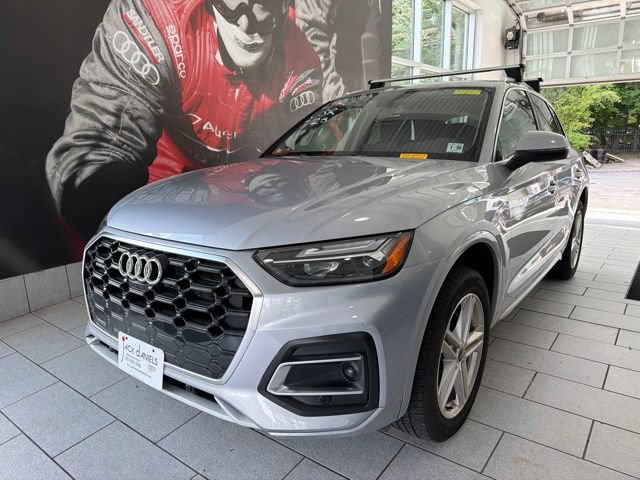 Used 2024 Audi Q5 e Premium Plus w/ Premium Plus Package