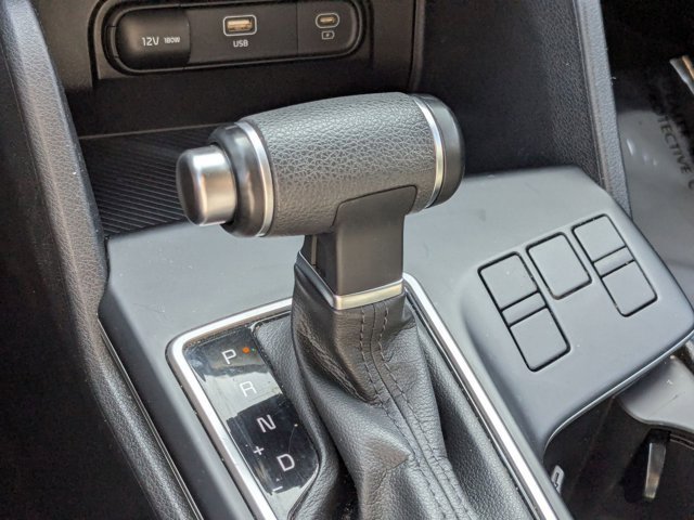 Used 2024 Kia Sportage LX image 18