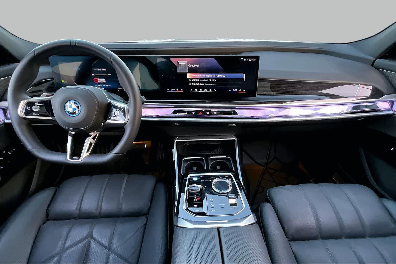 Used 2025 BMW i7 xDrive60 w/ M Sport Package RWD image 14