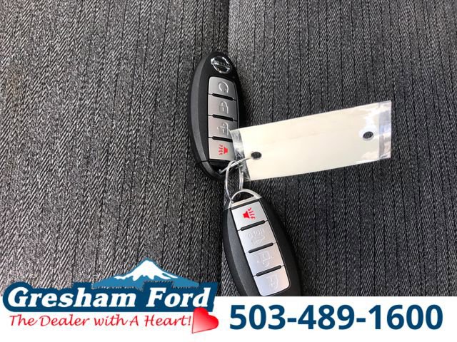 Used 2021 Nissan Rogue SV image 34