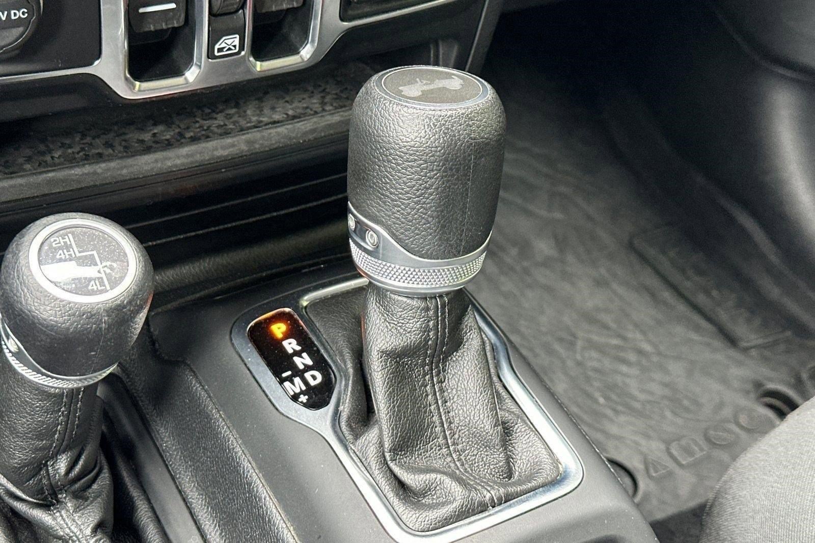 Used 2020 Jeep Wrangler Unlimited Sport AWD/4WD image 14