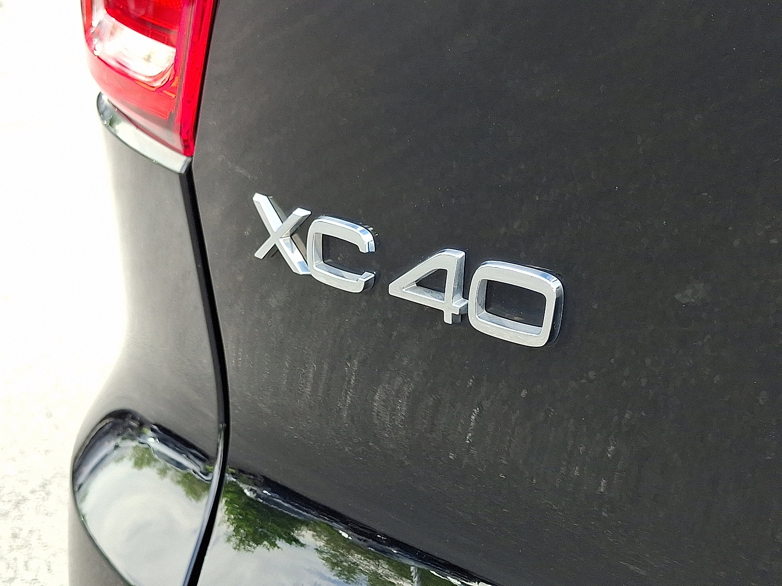 Used 2023 Volvo XC40 B5 Plus w/ Climate Package AWD/4WD image 30