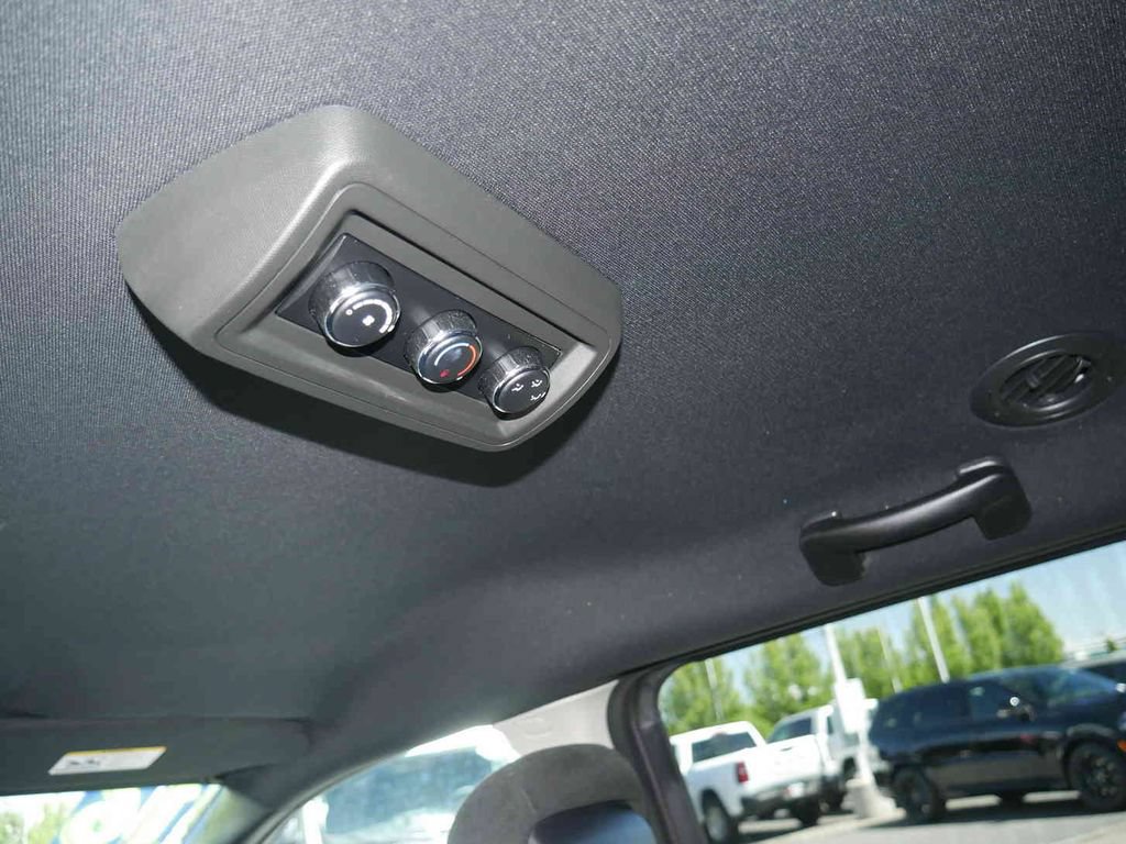 Used 2016 Dodge Grand Caravan SE FWD image 14