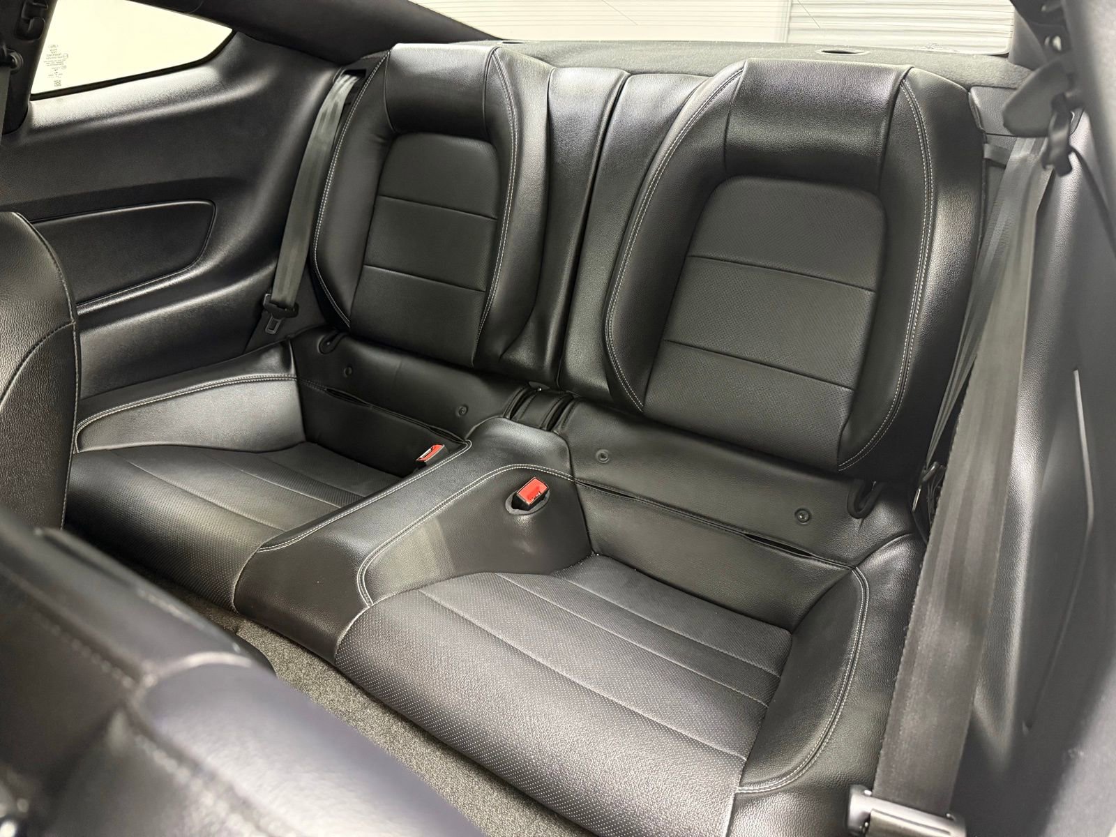 Used 2018 Ford Mustang Premium image 14