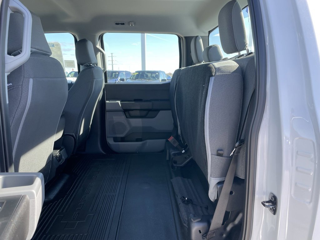 New 2026 Ford F250 XL w/ XL Chrome Package image 54