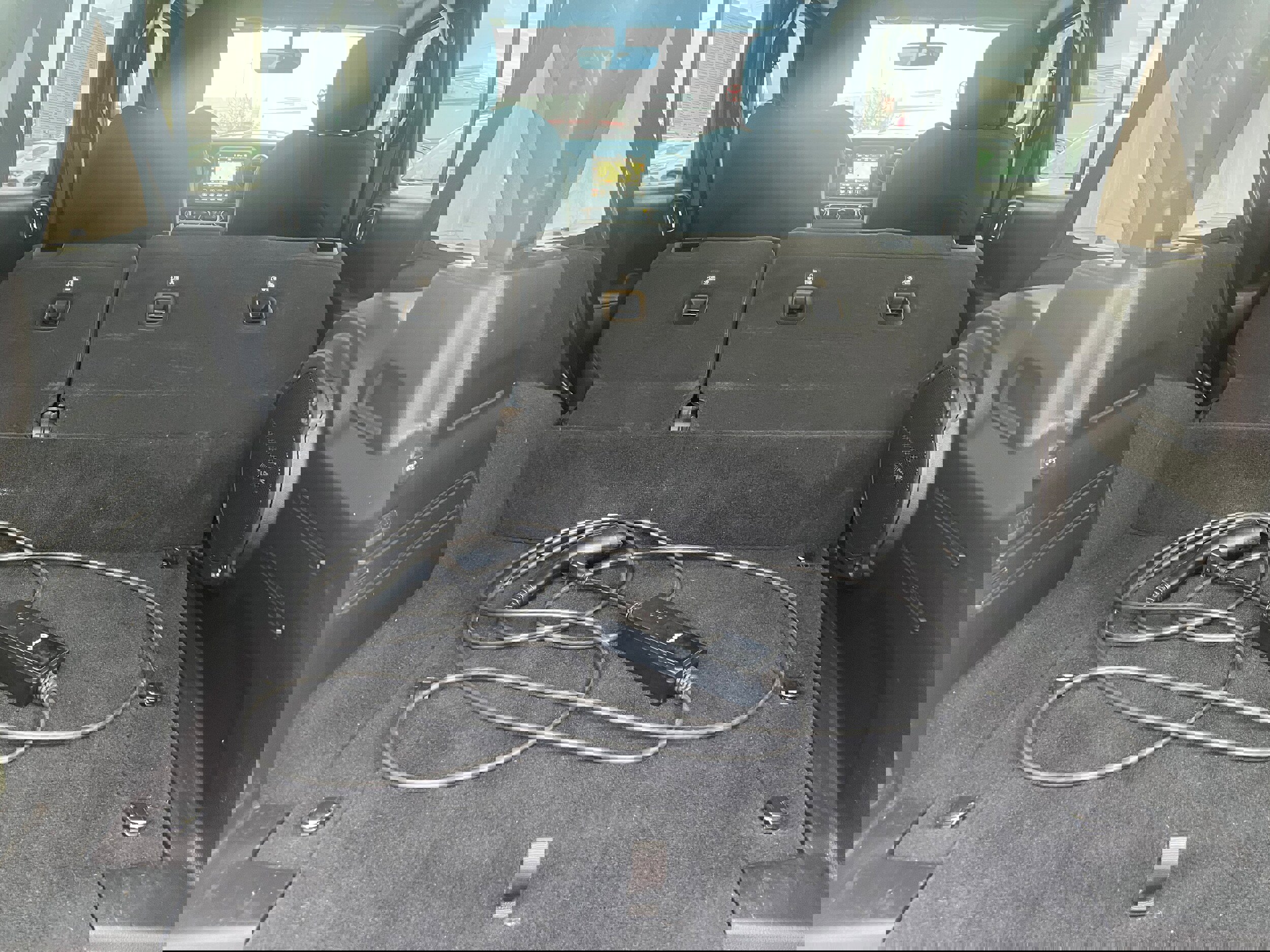 Used 2023 Jeep Wrangler Unlimited w/ Cold Weather Group image 12