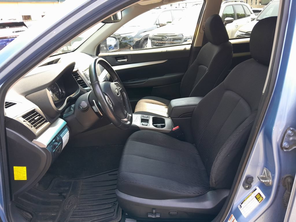 Used 2012 Subaru Outback 2.5i Premium AWD/4WD image 15