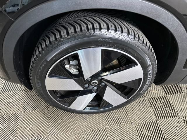 Used 2023 Volvo XC40 Recharge Ultimate image 10