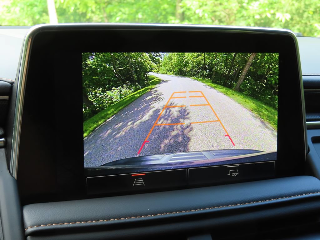Certified 2024 GMC Yukon AT4 AWD/4WD image 6
