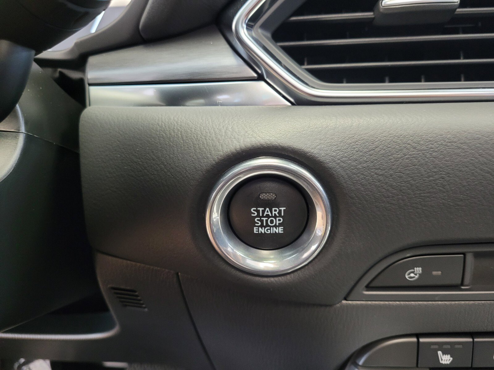 New 2025 MAZDA CX-5 AWD 2.5 S w/ Premium Plus Pkg image 30